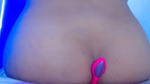 ladymaroon online show from December 20, 10:44 am