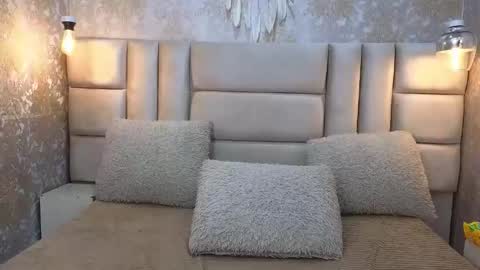 LadyMiaX online show from May 14, 4:30 am