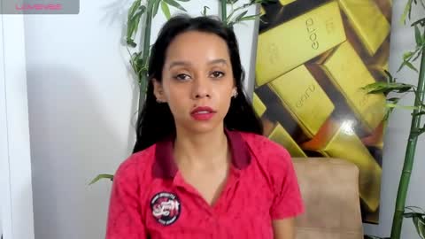 Snapshot of ladynemesis00 chatting on December 10, 1:00 am ladynemesis00 online show from December 10, 1:00 am