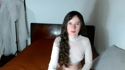 Lucia Fernanda online show from December 11, 4:07 am