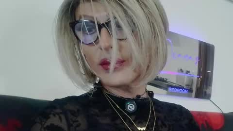 Oxana online show from May 7, 12:49 am