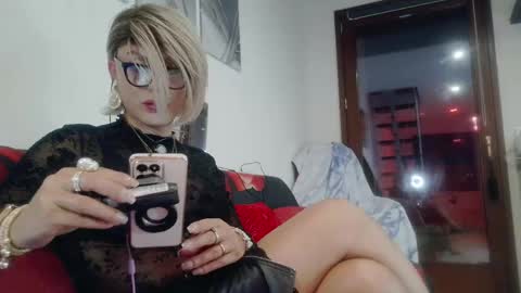 Oxana online show from May 12, 1:25 am