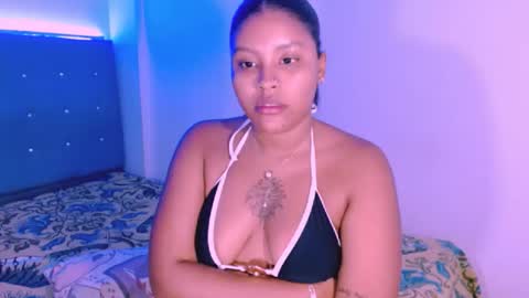 Snapshot of ladypussy69779756 chatting on March 20, 7:57 am laura online show from March 20, 7:57 am