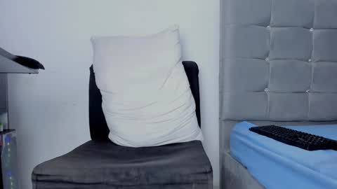 Snapshot of ladysexy_hot19 chatting on January 22, 4:55 am Ladysexy hot19 online show from January 22, 4:55 am