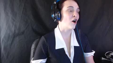 LadySlate online show from February 3, 2:03 am