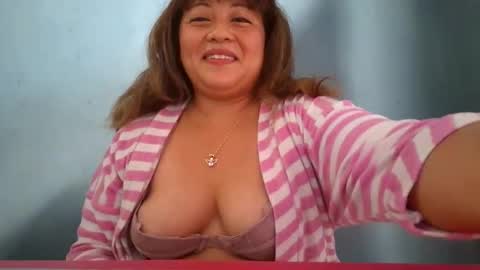 Ladysophiebaby1s online show from May 19, 11:33 pm