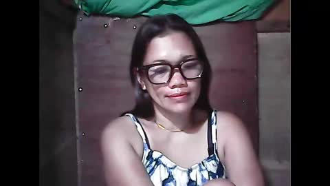 ladysweet4u69 online show from March 27, 7:24 pm