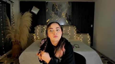 Lady  online show from January 7, 4:37 am