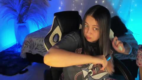 Lady  online show from May 5, 1:13 am