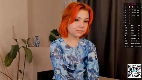 Snapshot of lafeti chatting on April 8, 7:19 am Lilia online show from April 8, 7:19 am