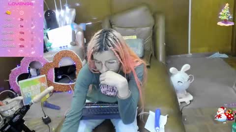 Skinnygirl online show from September 25, 2:15 am