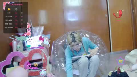 Skinnygirl online show from January 18, 1:20 am