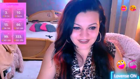 Arielle online show from February 9, 8:13 pm