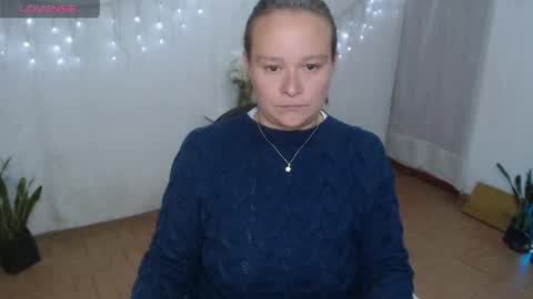  paola and a guest lol    online show from April 17, 1:58 pm