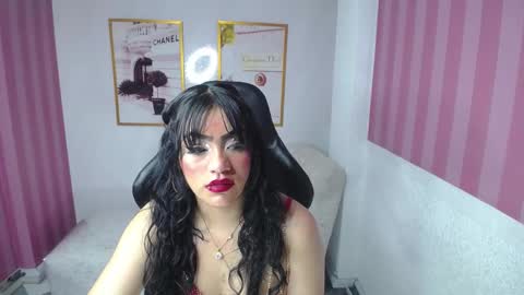 Laia online show from February 15, 6:23 am