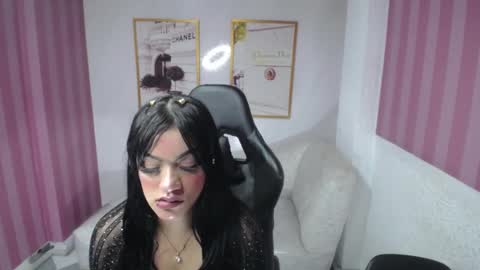 Laia online show from February 23, 9:33 am