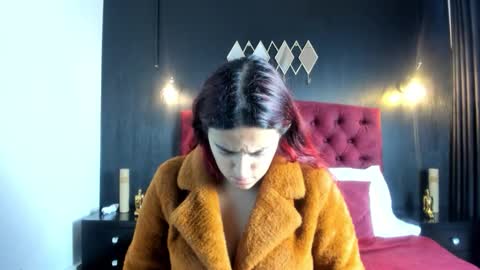 Laia  online show from February 5, 11:37 am