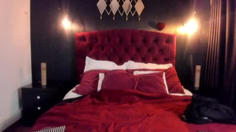 Laia  online show from March 31, 11:43 am