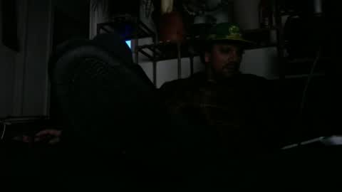 Snapshot of laidback_and_chill chatting on December 5, 12:55 pm Rick online show from December 5, 12:55 pm