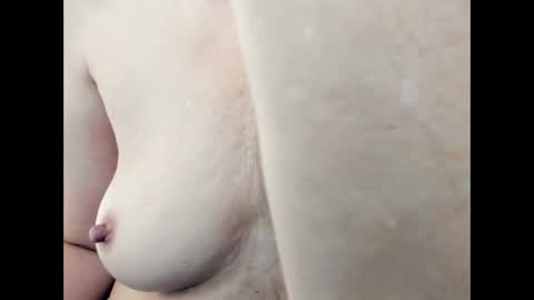 Snapshot of lailasensu chatting on November 28, 5:26 pm LAILA online show from November 28, 5:26 pm