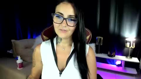 LaisFantasy online show from February 18, 11:08 pm