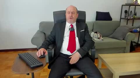 Snapshot of lajose52 chatting on October 23, 7:12 pm lajose52 online show from October 23, 7:12 pm