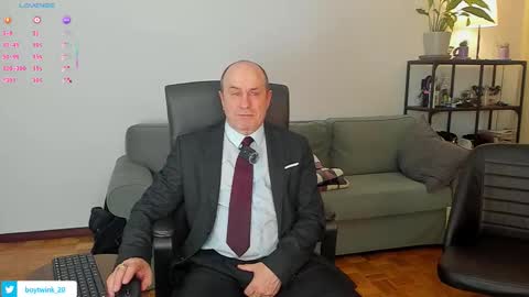 Snapshot of lajose52 chatting on January 31, 8:18 pm lajose52 online show from January 31, 8:18 pm