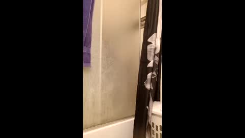 lakhioopncwq online show from April 2, 4:54 am