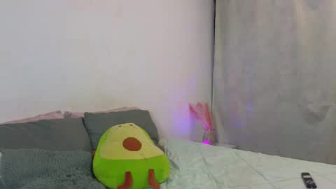 Snapshot of lala_love27 chatting on November 16, 2:06 am Joha online show from November 16, 2:06 am