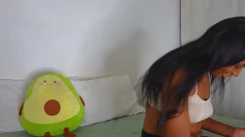 Snapshot of lala_love27 chatting on February 1, 10:08 pm Joha online show from February 1, 10:08 pm