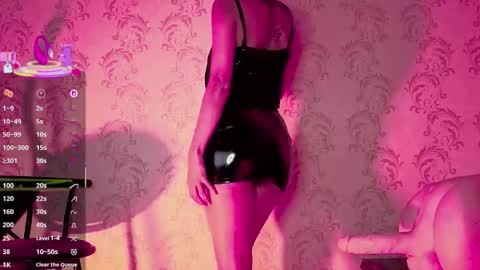 Miss Lala online show from January 15, 7:50 pm