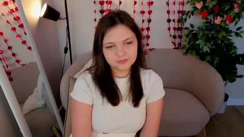 Snapshot of lalisa_wite chatting on February 19, 12:01 pm LALISA online show from February 19, 12:01 pm