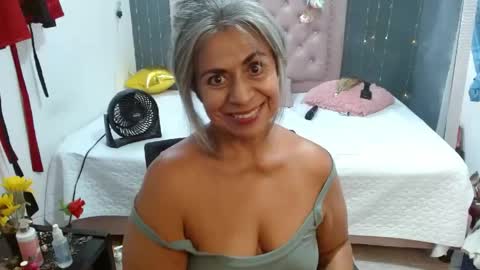 lalisha online show from May 15, 10:50 pm