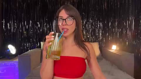 Snapshot of lallebi chatting on October 25, 7:30 pm Ellina online show from October 25, 7:30 pm