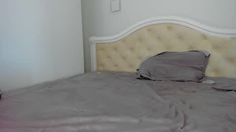 Snapshot of lallie_ chatting on September 23, 3:15 pm Lallie  online show from September 23, 3:15 pm