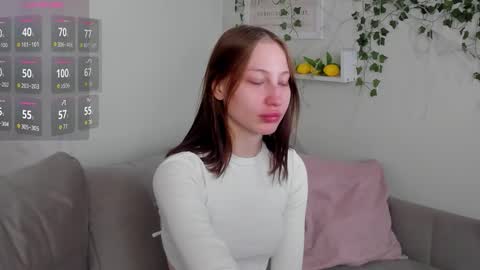 Snapshot of lallycute chatting on December 21, 11:28 am Lali online show from December 21, 11:28 am