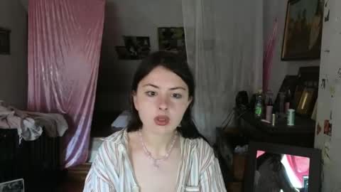 I work 5PM to 9 PM EST  New York online show from May 17, 11:06 am