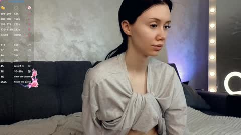 Lama online show from January 9, 1:56 pm