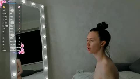 Lama online show from February 11, 9:14 pm