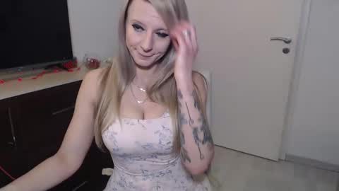 LaMadrina006 online show from December 14, 12:11 am