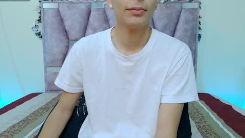 Snapshot of lana_bennett69 chatting on October 20, 10:16 am Lana online show from October 20, 10:16 am