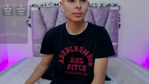 Snapshot of lana_bennett69 chatting on October 25, 10:23 am Lana online show from October 25, 10:23 am