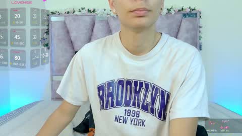 Snapshot of lana_bennett69 chatting on October 29, 10:17 am Lana online show from October 29, 10:17 am