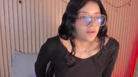 ... .          . ... online show from November 25, 1:22 pm