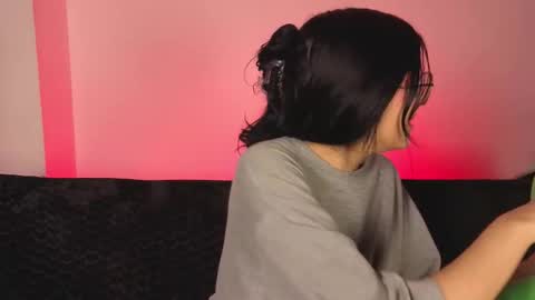 ... .          . ... online show from March 27, 1:11 pm