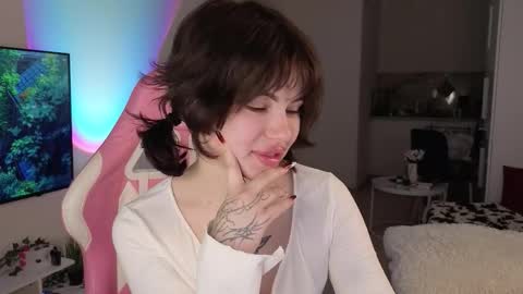 Snapshot of lana_mays chatting on March 16, 3:45 am Eva online show from March 16, 3:45 am