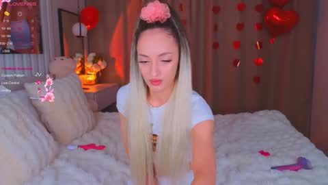 Snapshot of lana_me chatting on February 6, 11:58 pm Milana online show from February 6, 11:58 pm