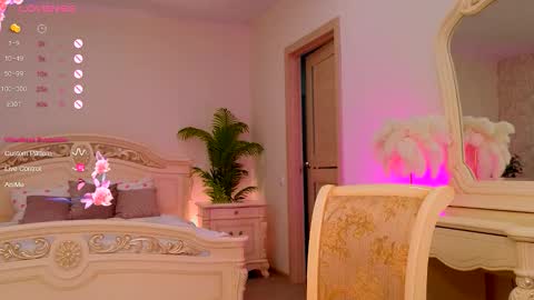 Snapshot of lana_me chatting on September 24, 2:26 am Milana online show from September 24, 2:26 am