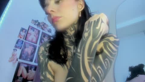 Alana Ferreira online show from January 19, 12:17 am