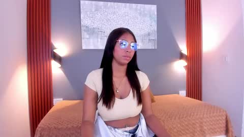 Snapshot of lana_starlet chatting on February 11, 10:07 pm katiuska online show from February 11, 10:07 pm